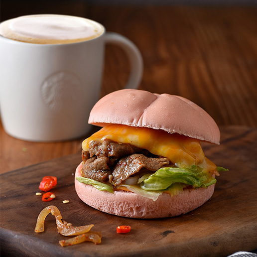 <h1 class='title_cn'>燒肉起司堡</h1><h3 class='title_en'>Pork Cheese Burger</h3>