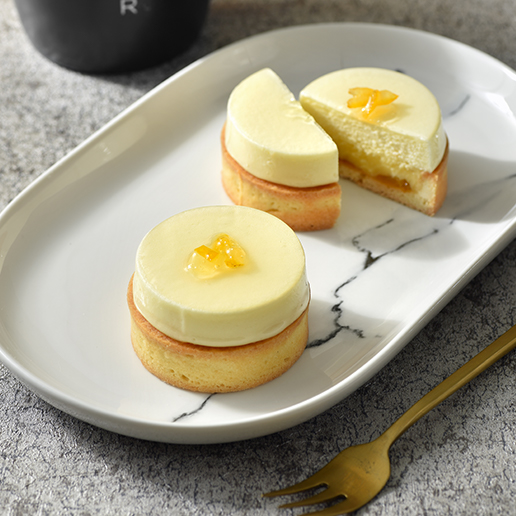 <h1 class='title_cn'>甜柚香檸塔</h1><h3 class='title_en'>Pomelo Lemon Tart</h3>