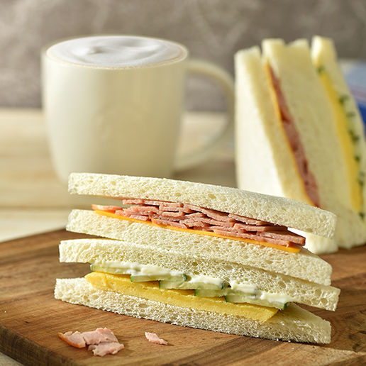 <h1 class='title_cn'>火腿蛋三明治</h1><h3 class='title_en'>Ham & Egg Sandwich</h3>