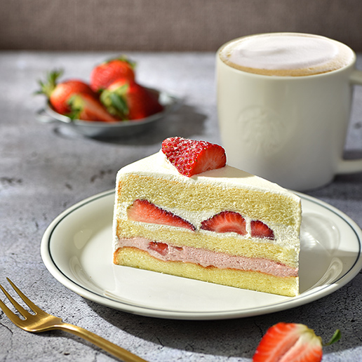 <h1 class='title_cn'>草莓戚風蛋糕</h1><h3 class='title_en'>Strawberry Chiffon Cake</h3>