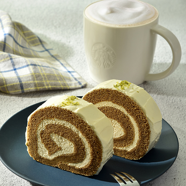 <h1 class='title_cn'>奶蓋焦糖紅茶捲</h1><h3 class='title_en'>Caramel Black Tea Cake with Cream Cheese</h3>