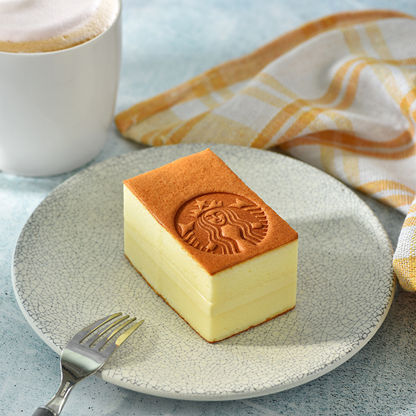 <h1 class='title_cn'>經典輕乳蛋糕</h1><h3 class='title_en'>Sponge Cheese Cake</h3>