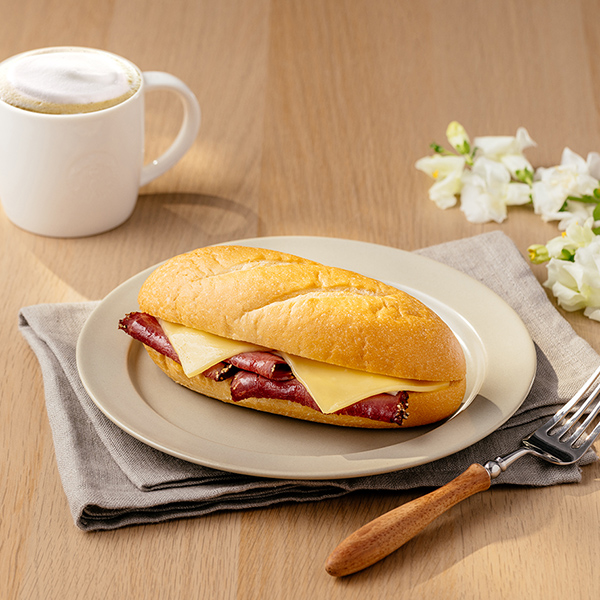 煙燻牛肉起司軟法堡