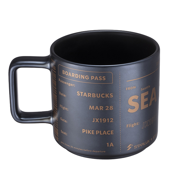 STARLUX 黑登機證馬克杯