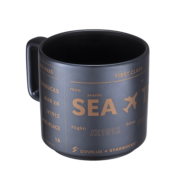 STARLUX 黑登機證馬克杯