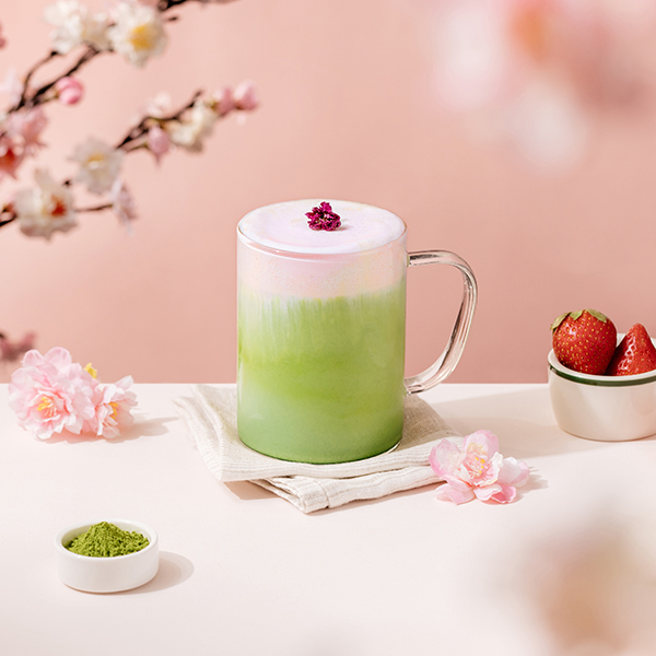 草莓春櫻抹茶厚那堤