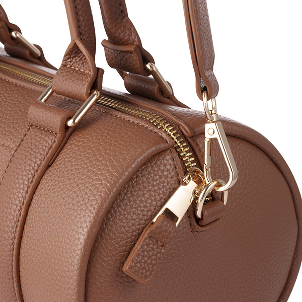 棕皮革圓筒側背包